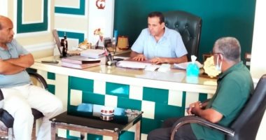 رئيس مدينة الأقصر يعقد اجتماعا لرفع كفاءة الإدارة الهندسية.. صور