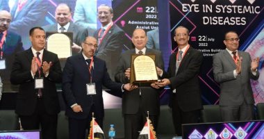 محافظ أسيوط يشهد الجلسة الافتتاحية للمؤتمر السنوى الأول لمستشفى الرمد