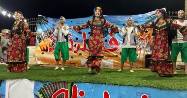 انطلاق ليالى "صيف بلدنا" بمصيف بلطيم وإقبال من المصطافين.. صور