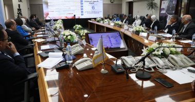 ورشة العمل الـ13 لمركز معلومات مجلس الوزراء لمناقشة مستهدفات قطاع الصحة بوثيقة ملكية الدولة.. وتوصيات لدعم الشراكة بين الدولة والقطاع الخاص فى مشروعات المستشفيات التكاملية والجامعية والتأمين الصحى الشامل