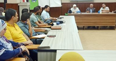 رئيس مياه المنوفية يجتمع بمسؤولى المعامل لوضع آليات للارتقاء بجودة المياه 