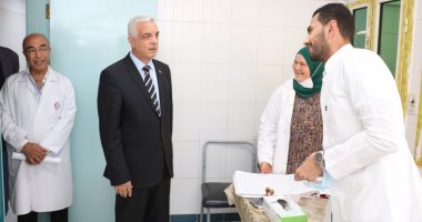 رئيس جامعة المنوفية يتفقد العمل بالعيادات الخارجية والتجديدات بمستشفى الطلبة 