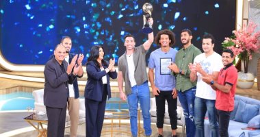 الأربعاء.. منى الشاذلى تحتفل بأبطال أفريقيا لليد