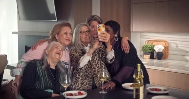 Mack and Rita فى دور العرض 12 أغسطس المقبل