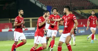 الأهلي يستعيد توازنه ويهزم الجونة بثنائية في الدوري