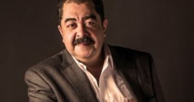 طارق عبد العزيز بعد إصابته بكورونا: احذروا من الموجة السادسة 