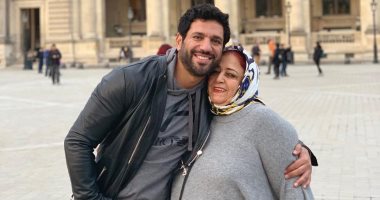 حسن الرداد يعبر عن اشتياقه لوالدته: "أنا مش مقتنع أنك مش معايا"