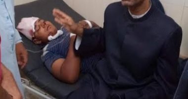 رئيس أزهر الإسكندرية يزور طلاب تعرضوا لحادث عقب عودتهم من امتحانات الدور الثانى 