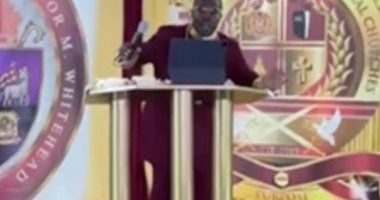 أسقف يتعرض لسرقة تحت تهديد السلاح أثناء بث مباشر لعظته في نيويورك