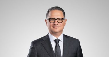 عمرو سعد ناعيًا والد شريف عامر: لم يمت وتمتد حياته بالدنيا بما ترك فيها من طيبات