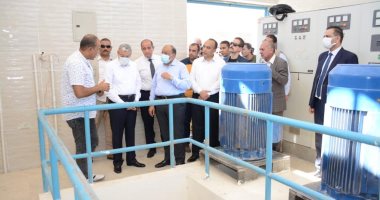 وزير التنمية المحلية ومحافظ المنيا يتفقدان محطة معالجة الصرف الصحى بجبل الطير