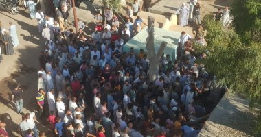 بعد 3 أيام من زفافها.. أهالى البحيرة يشيعون جثمان عروس الجنة بمسقط رأسها