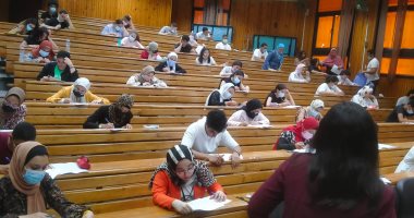 تنسيق الجامعات 2022.. طلاب الثانوية العامة يؤدون اختبارات القدرات بإعلام القاهرة