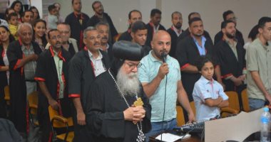 إيبارشية المنيا تحتفل بختام دورة لخدام وخادمات الإدمان