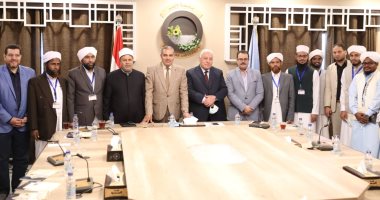 رئيس جامعة الأزهر يستقبل وفد جامعة مركز الثقافة السنية الإسلامية بالهند