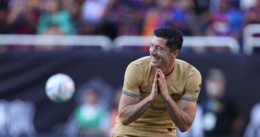  ليفاندوفسكي يتصدر ترتيب هدافى الدورى الإسبانى وسط مطاردة من بنزيما