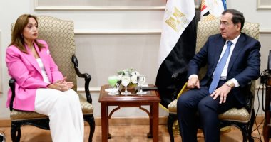 مباحثات ثنائية لوزير البترول مع مفوضة الطاقة بالاتحاد الأفريقى