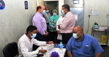 محافظ أسوان: 305 آلاف و906 مواطنين تلقوا جرعات لقاح فيروس كورونا