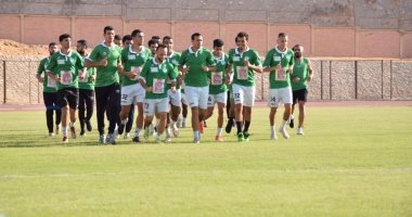 إيسترن كومباني يستأنف تدريباته إستعدادا لسيراميكا .. صور 