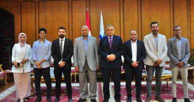 رئيس جامعة كفر الشيخ يهنئ الفائزين بأوليمبياد قطاع الحاسبات والذكاء الاصطناعى