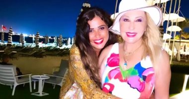 نادية الجندى: أحلى ياسمين عبد العزيز فى الدنيا.. والفنانة ترد:"بحبك يا ست الكل"