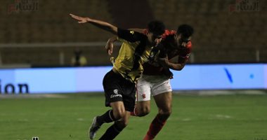 75 دقيقة.. الأهلي يضغط بكل خطوطه لهز شباك المقاولون والنتيجة 0 - 0