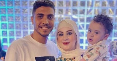 قصة صور.. إطلالات عائلية جديدة لمشاهير الكرة 