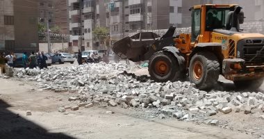 محافظ أسيوط: حملات مستمرة لإزالة التعديات فى مهدها