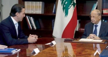 محاولات تحريك ملف ترسيم الحدود الجنوبية للبنان مع إسرائيل.. الوسيط الأمريكى بالمفاوضات: متفائل بالوصول إلى اتفاق.. عون يراهن على شركة نفط عالمية فى ترسيم الحدود.. ونائب رئيس البرلمان: خطوة إيجابية رغم التحديات