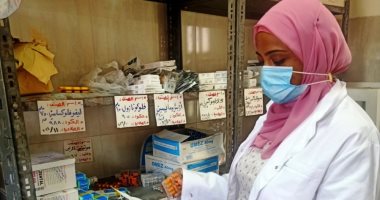 حياة كريمة.. الكشف الطبى على 2580 مواطناً ضمن القوافل المجانية بأسوان.. صور