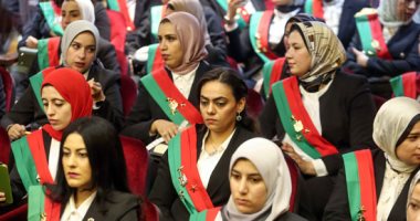 توافد معاونى النيابة الإدارية الجدد وأسرهم لأداء القسم أمام وزير العدل