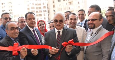 رئيس جامعة أسيوط يفتتح أول مركز طبى تدريبي متخصص في الجراحات الميكروسكوبية