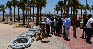 تنمية أرض الفيروز لا تتوقف.. مشروعات جديدة بجنوب سيناء أبرزها تطوير مطار شرم الشيخ.. رفع طاقة محطة تحلية نبق من 6 آلاف لـ12 ألف متر مكعب يوميا.. إنشاء مناطق خدمات ترفيهية وتجارية جديدة.. و120 بيتا بدويا فى طابا