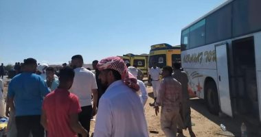 محافظ مطروح يوجه بتقديم كل الرعاية الصحية لمصابى حادث أتوبيس الساحلى