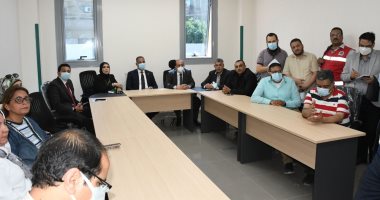 حياة كريمة فى المنيا.. وزير الاتصالات يفتتح عددا من المشروعات الخدمية.. ويكشف عن خطة لنشر أبراج ومحطات المحمول بالمحافظة.. ويشهد توقيع بروتوكول لتدريب كوادر فنية من العاملين بالمحليات وشباب الخريجين.. صور