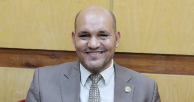 تكليف الدكتور فتحى أحمد عبد العال عميدا لكلية اللغة العربية جامعة الأزهر بجرجا