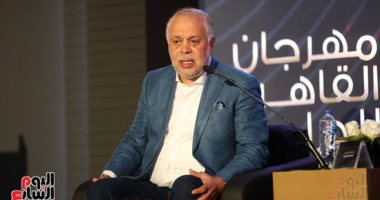 أشرف زكى يكشف تطورات الحالة الصحية للفنان هشام سليم بعد شائعات تدهورها