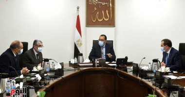 رئيس الوزراء يتابع خطوات فض التشابكات الحكومية بين الوزارات والجهات   
