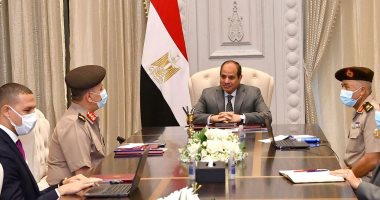 الرئيس السيسى يوجه بإنشاء أكبر مجمع صناعى للبولى إيثيلين فى الشرق الأوسط.. يتكون من 6 مصانع متكاملة.. متحدث الرئاسة: يوفر العملة الصعبة من خلال تخفيض الاعتماد على الاستيراد وسيتم اعتماد منتجاته دولياً