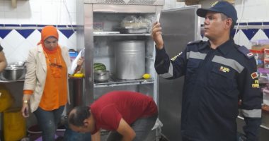 حملات على المطاعم والمحلات التجارية بمطروح حفاظاً على صحة المواطنين