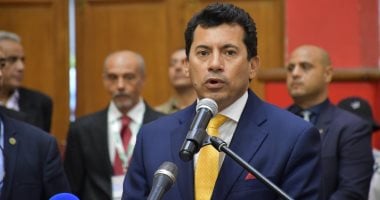وزير الرياضة يفتتح منافسات البطولة العربية الخامسة للملاكمة للشباب بالمركز الأوليمبي بالمعادي 