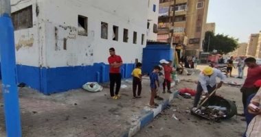 حملة مكبرة بحي الزهور لرفع الإشغالات وفتح الشوارع المغلقة .. صور