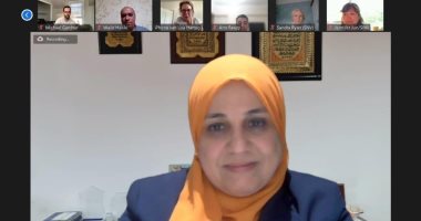 الرى تجتمع مع 25 ممثلا لمنظمات دولية لتنظيم جناح المياه بـCOP27