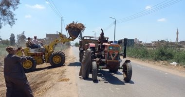 تحرير 11 محضرًا متنوعا وتطهير 35 مسجد بالمحلة.. صور