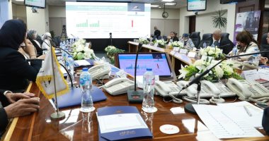 حوار الخبراء.. الحكومة تناقش مستهدفات قطاع الصناعة بوثيقة ملكية الدولة.. مقترحات لدعم التصنيع المحلى وجذب الاستثمار.. مطالبات بزيادة دور الدولة فى الصناعات الاستراتيجية.. وإشادة بتأسيس المجمعات الصناعية الكبرى