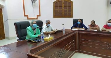 نائب محافظ الوادى الجديد تتابع جاهزية مركز الداخلة للمشاركة بمسابقة التميز الحكومى 