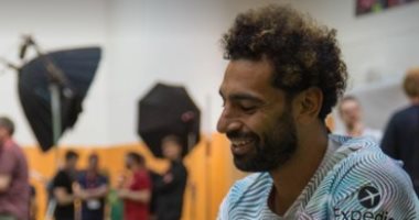محمد صلاح يظهر بإطلالة جديدة قبل انطلاق الدوري الإنجليزي.. فيديو وصور