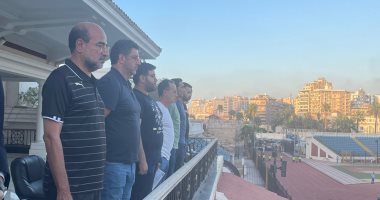 فيتوريا وجهاز المنتخب فى مباراة سموحة وسيراميكا باستاد الإسكندرية.. صور