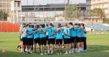  البنك الأهلى يختتم استعداداته لمواجهة مصر المقاصة غدا في الدورى.. صور