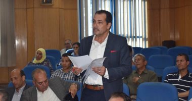 محافظ المنيا: إنهاء أعمال الحفر بمستشفى مغاغة وبدء الأعمال فى أبوقرقاص المركزى